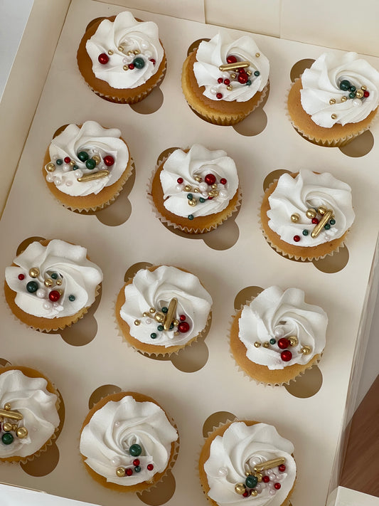 Deck the Halls Cupcakes