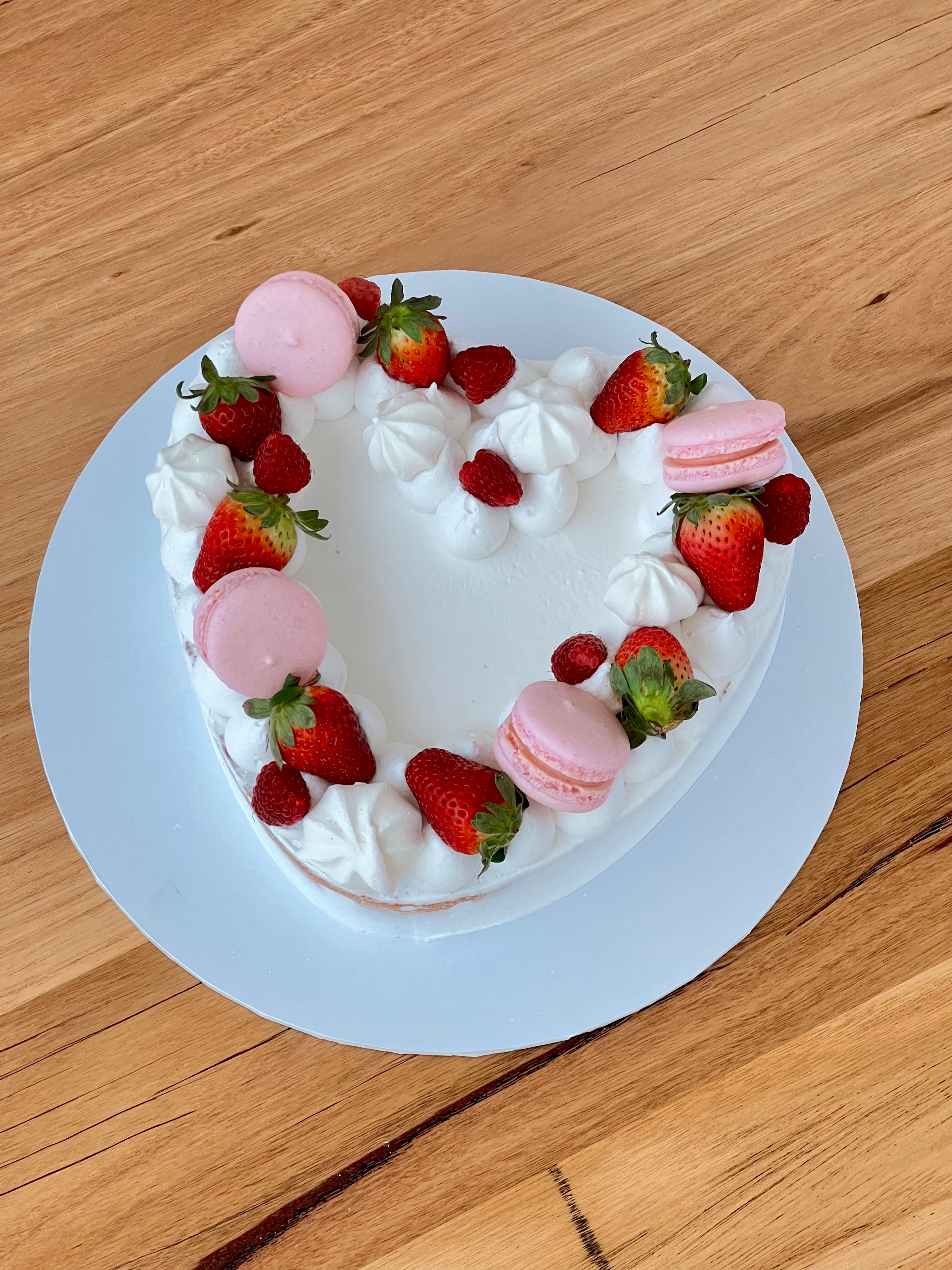 Heart of Cake - Berries Edition